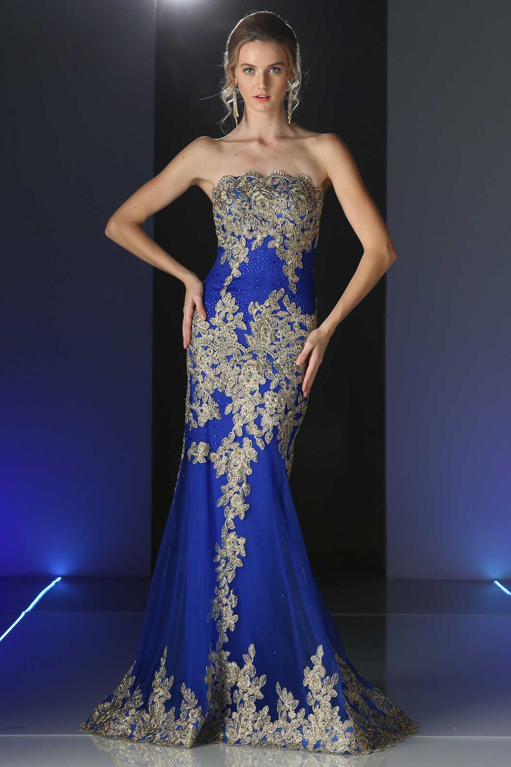 scd8930
Sizes 4-18